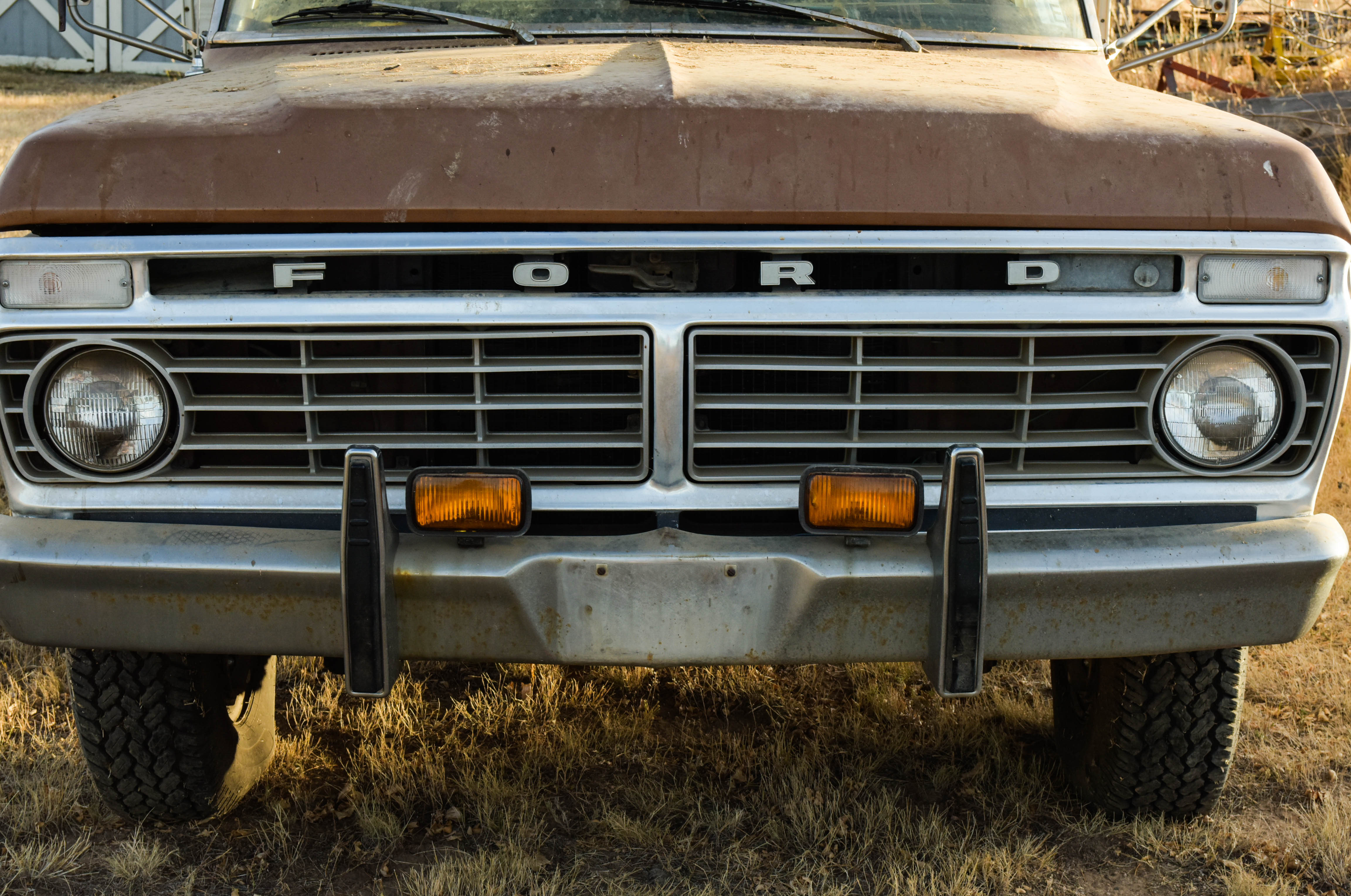 1973 Ford F350 Pickup and 1978 Mitchell Over-Cab Camper