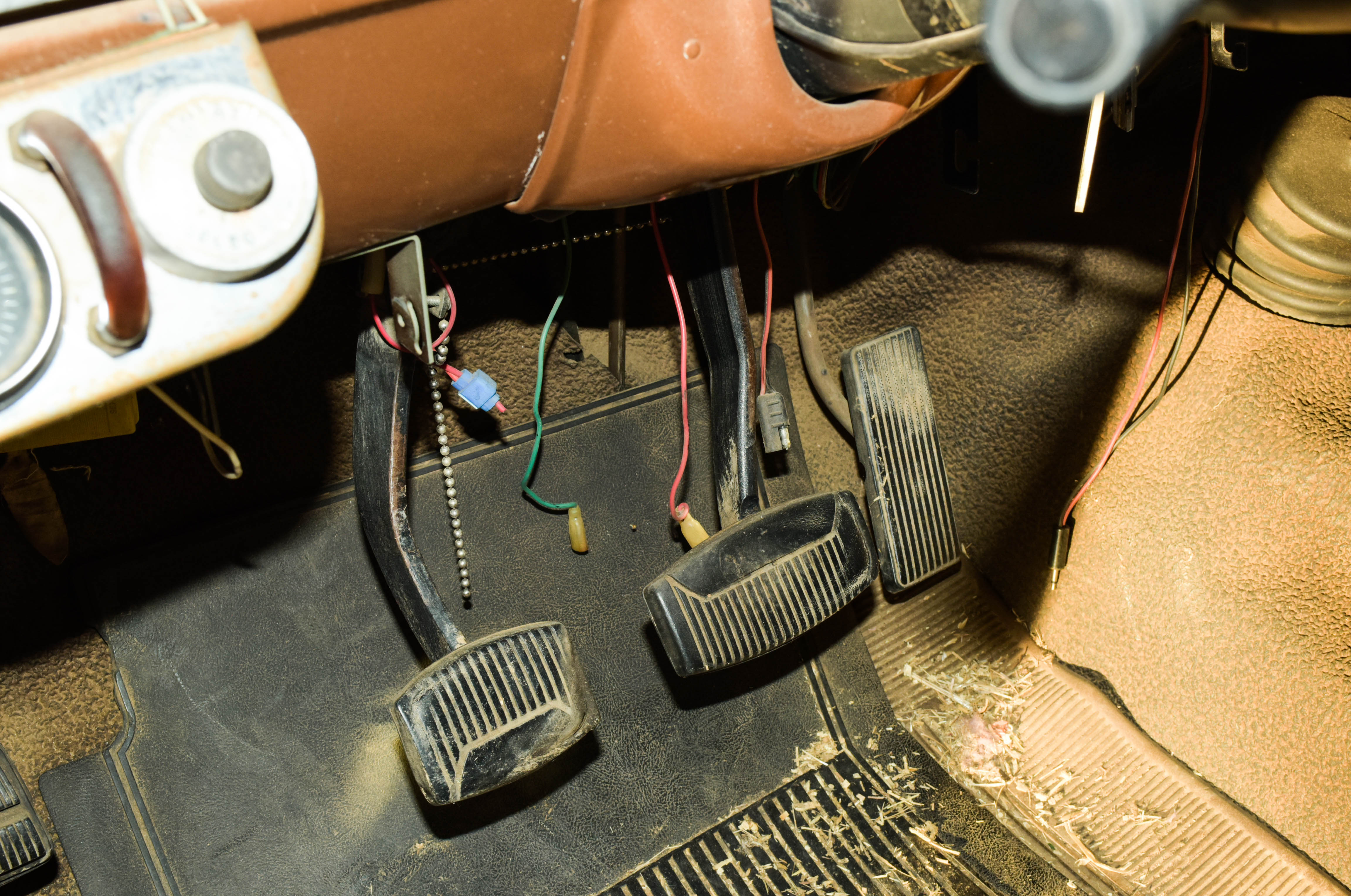 1973 Ford F350 Pickup and 1978 Mitchell Over-Cab Camper