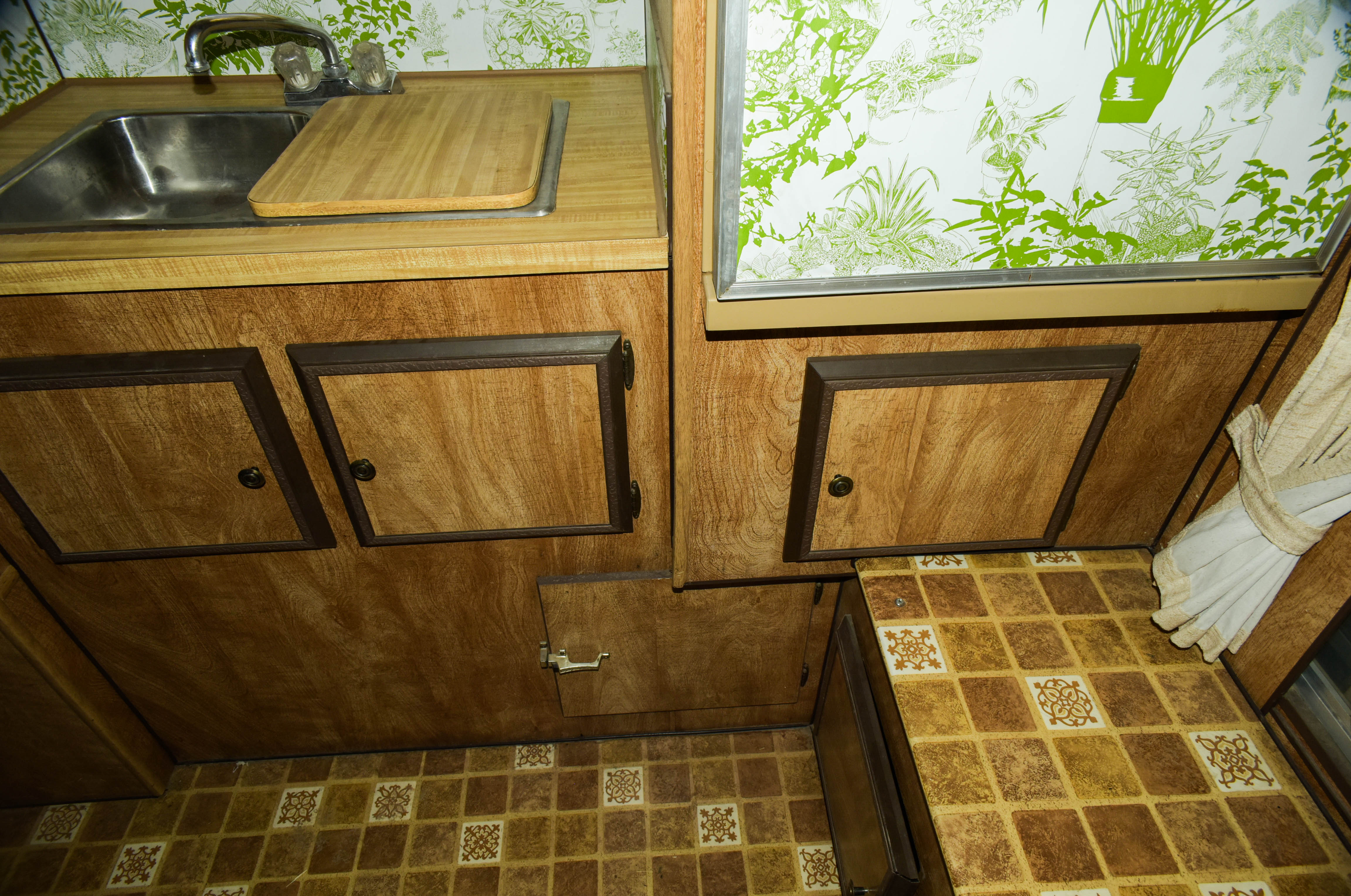 1973 Ford F350 Pickup and 1978 Mitchell Over-Cab Camper