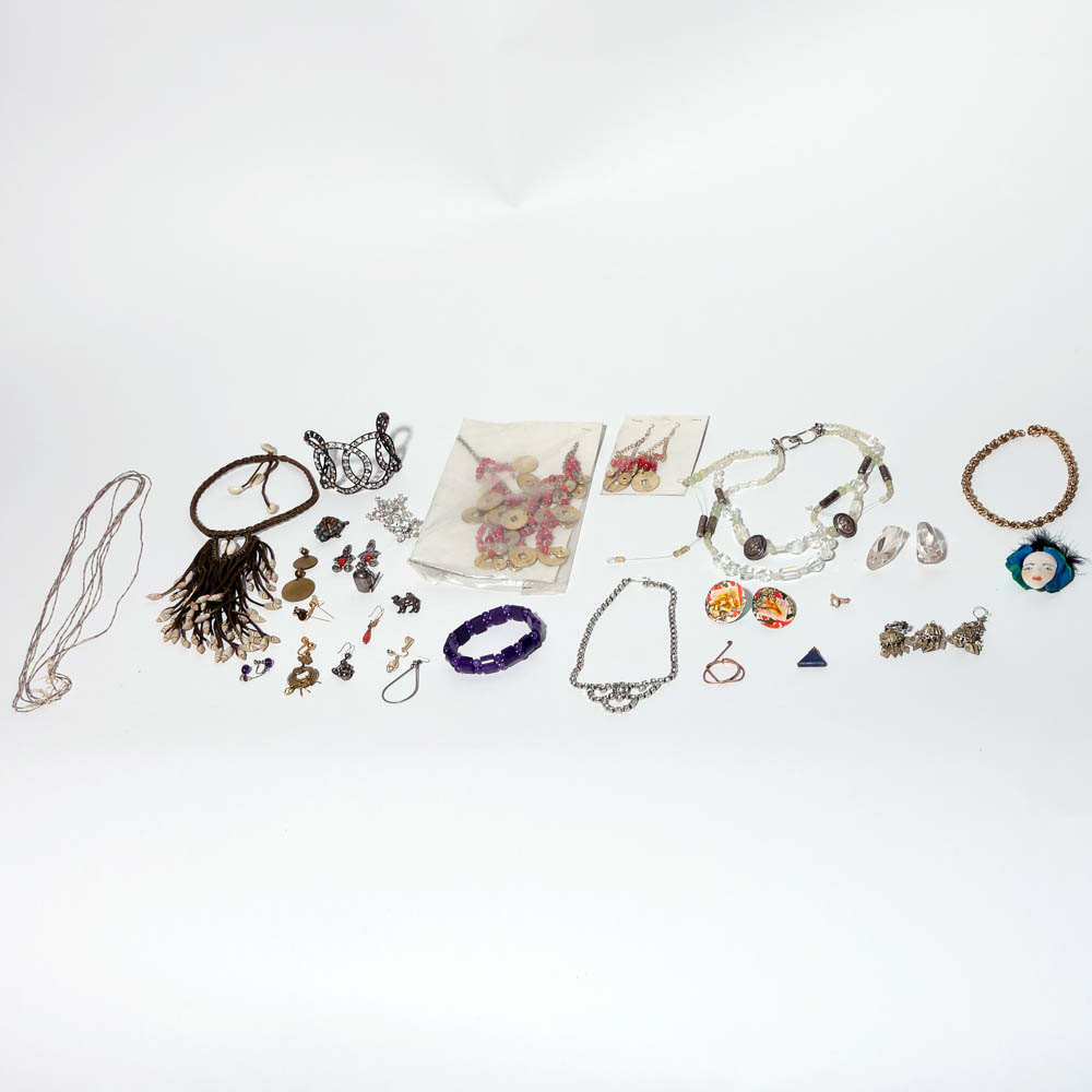 Collection of Assorted Jewelry