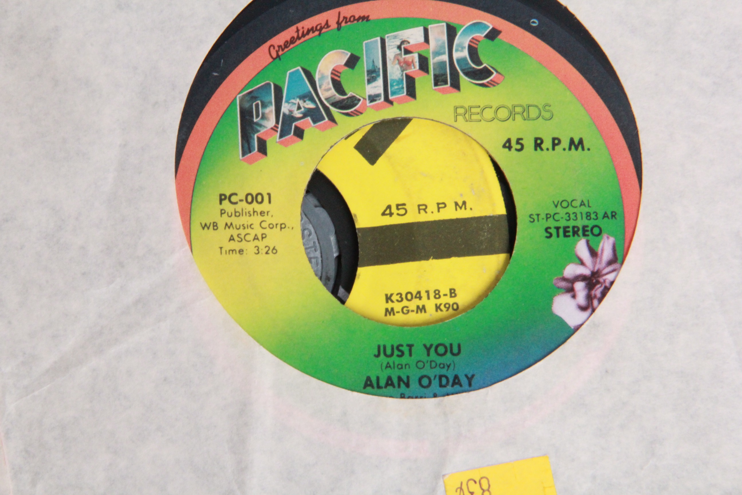 Victrola Model 6-EMP-2B Case Record Player