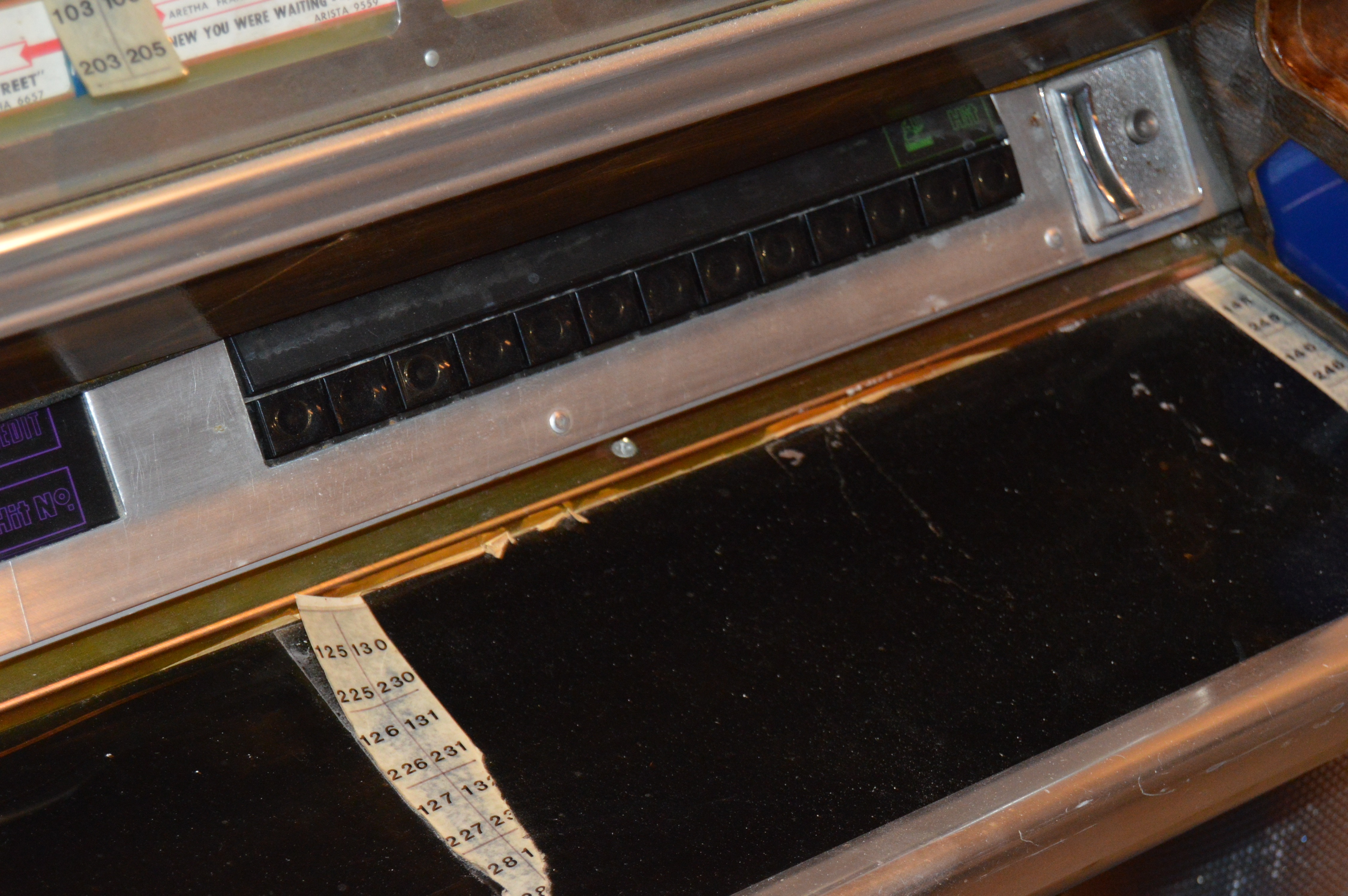 Vintage Replica of Wurlitzer Jukebox