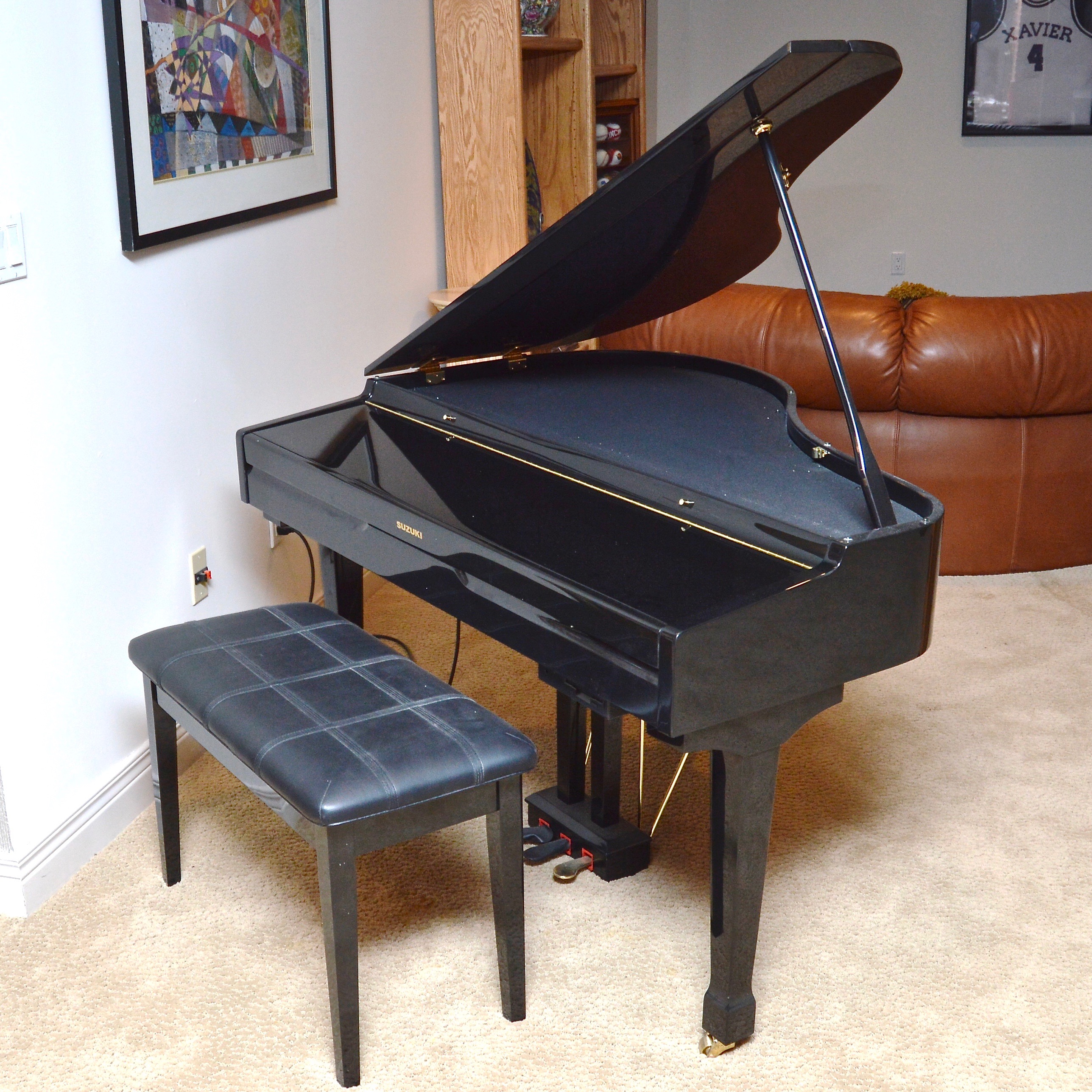 Suzuki HG-425e Mini-Grande Ensemble Piano