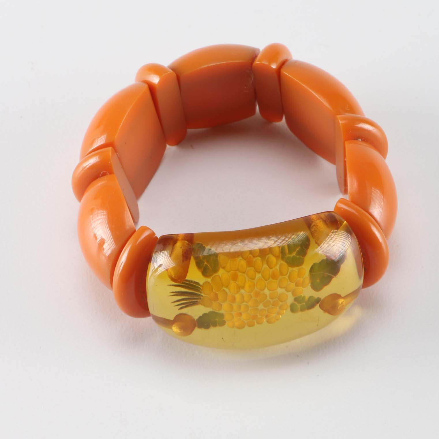 Bakelite Shoe Clips And Bracelet