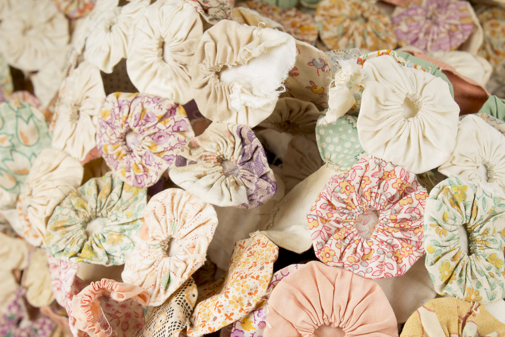 Handmade Colorful Round Pleated Circle Quilt