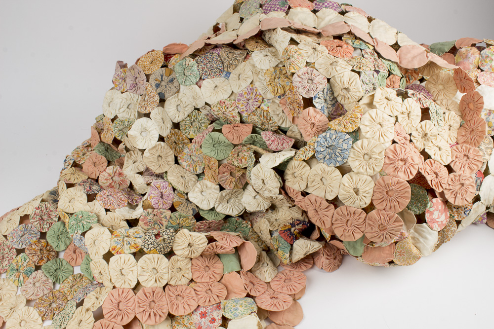 Handmade Colorful Round Pleated Circle Quilt