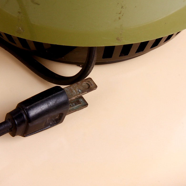 Vintage Waring Blender and Massimo Vignelli- Heller Tray