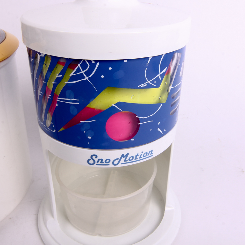 Ice Cream and Snow Cone Maker