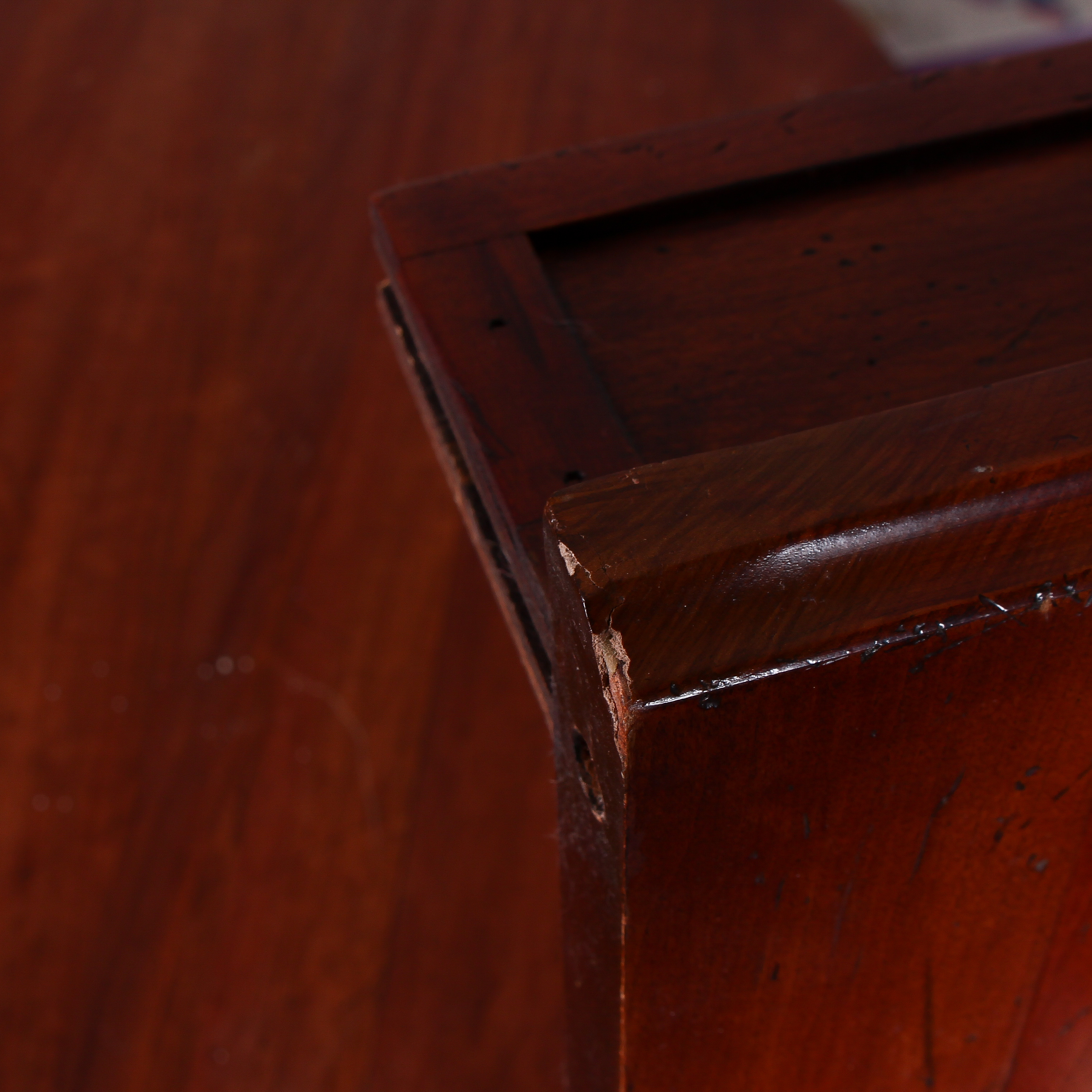 Davis Cabinet Company Oval Table