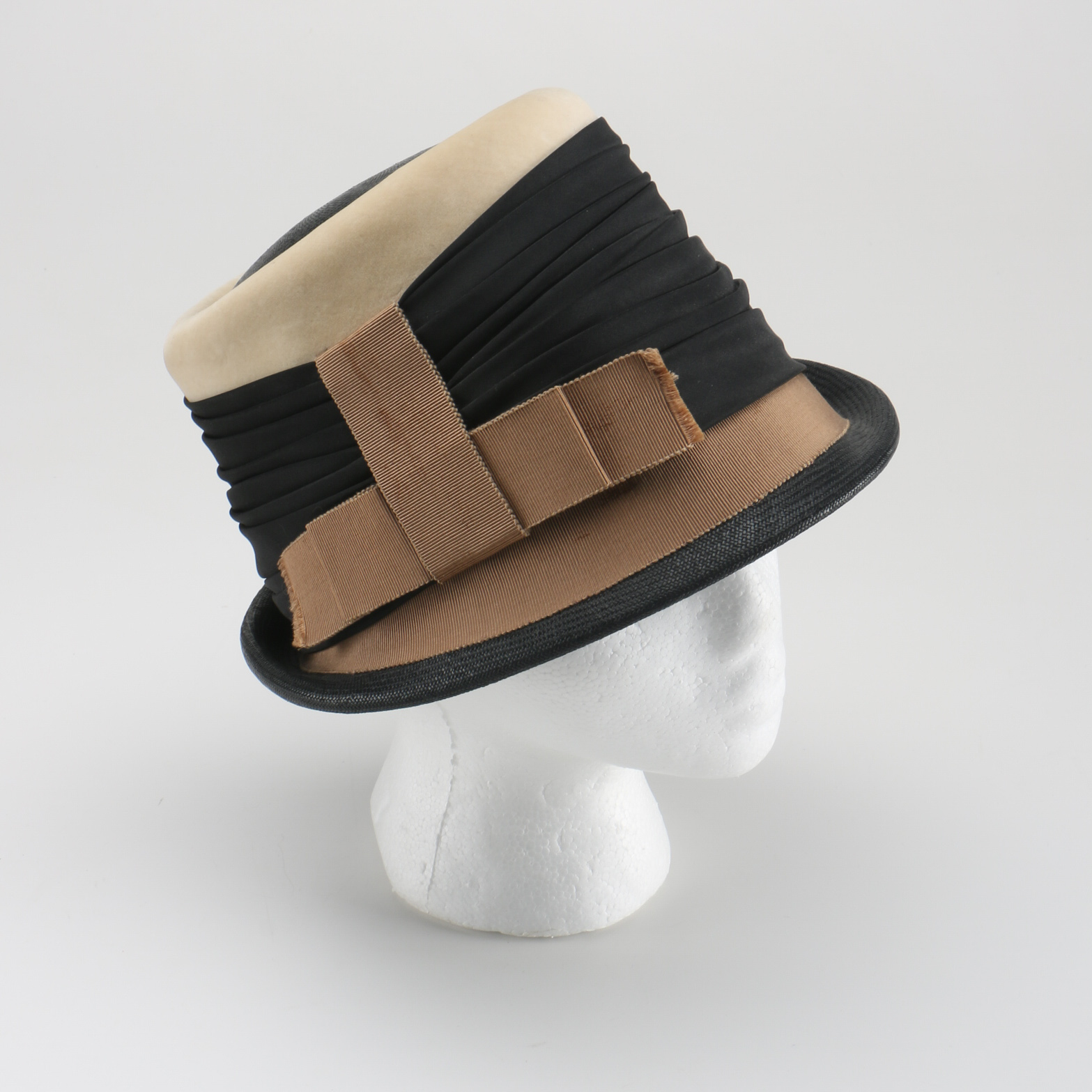 Vintage Schiaparelli Cloche