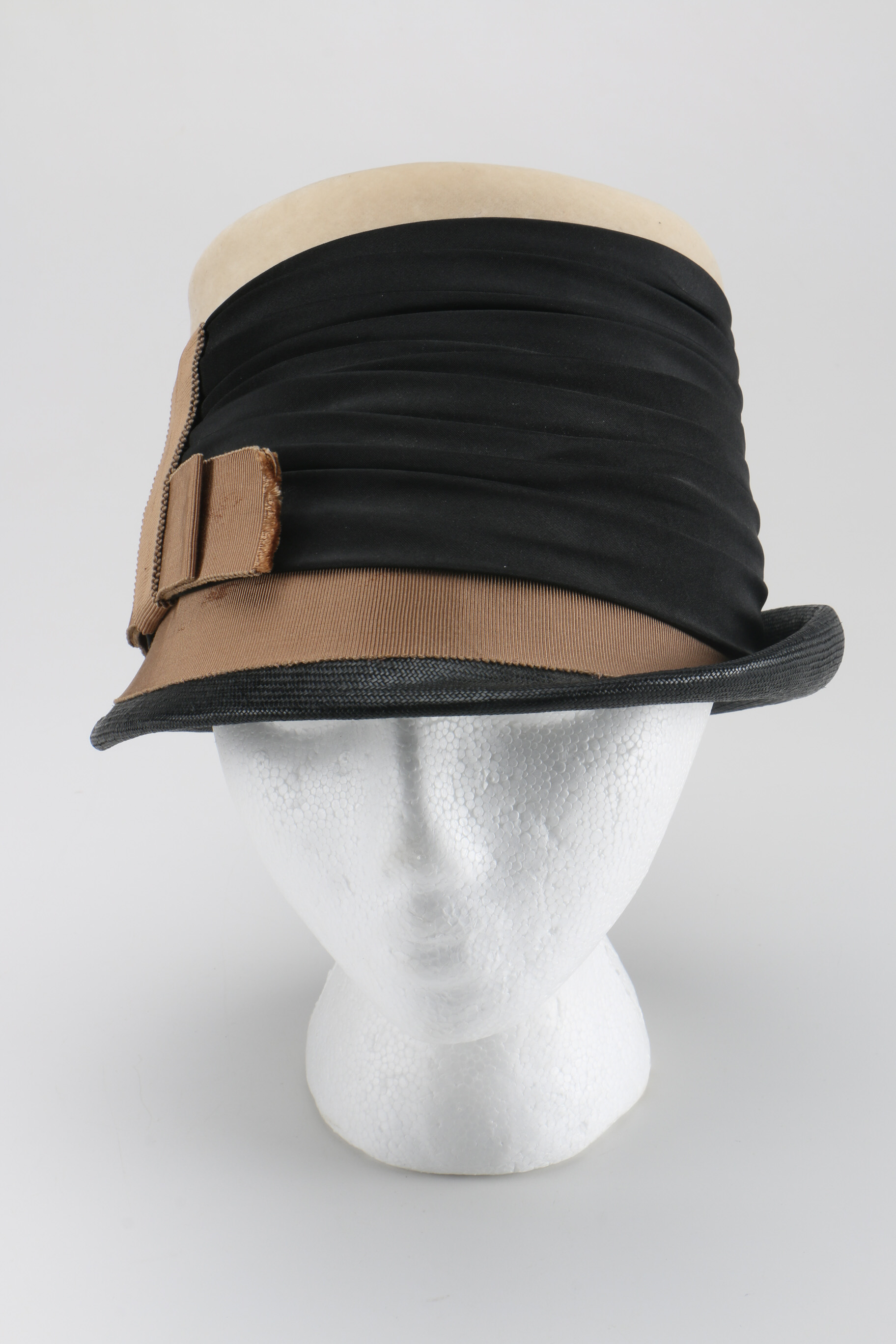 Vintage Schiaparelli Cloche
