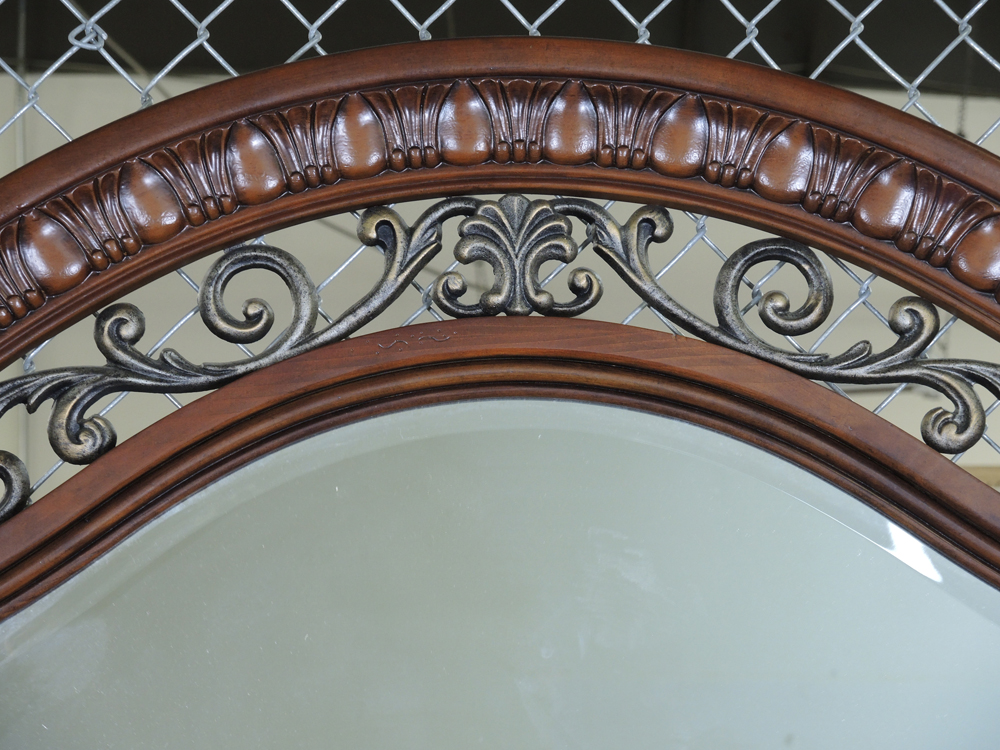 Flexsteel Wynwood Dresser with Mirror