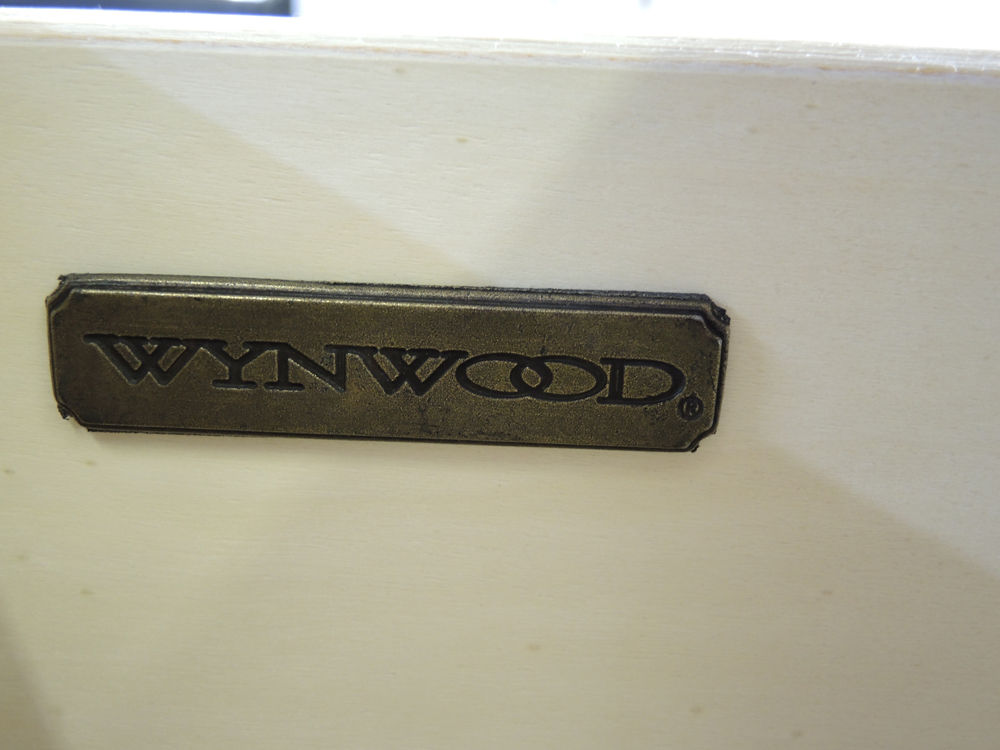 Flexsteel Wynwood Dresser with Mirror