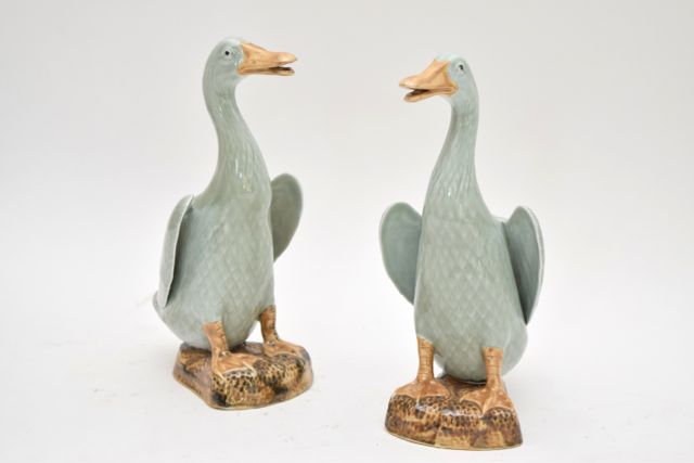 Chinese Jinsheng Sheng Porcelain Geese