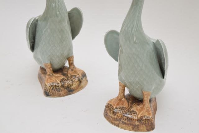 Chinese Jinsheng Sheng Porcelain Geese