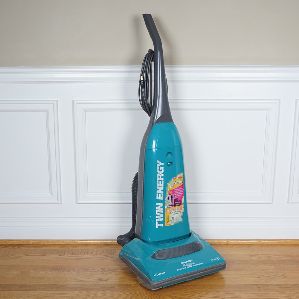 Sharp Twin Energy Vacuum EC-12TWT4