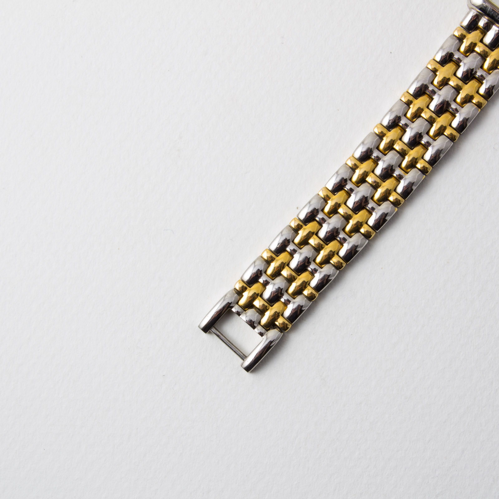 Jaclyn Smith Quartz Women's Watch