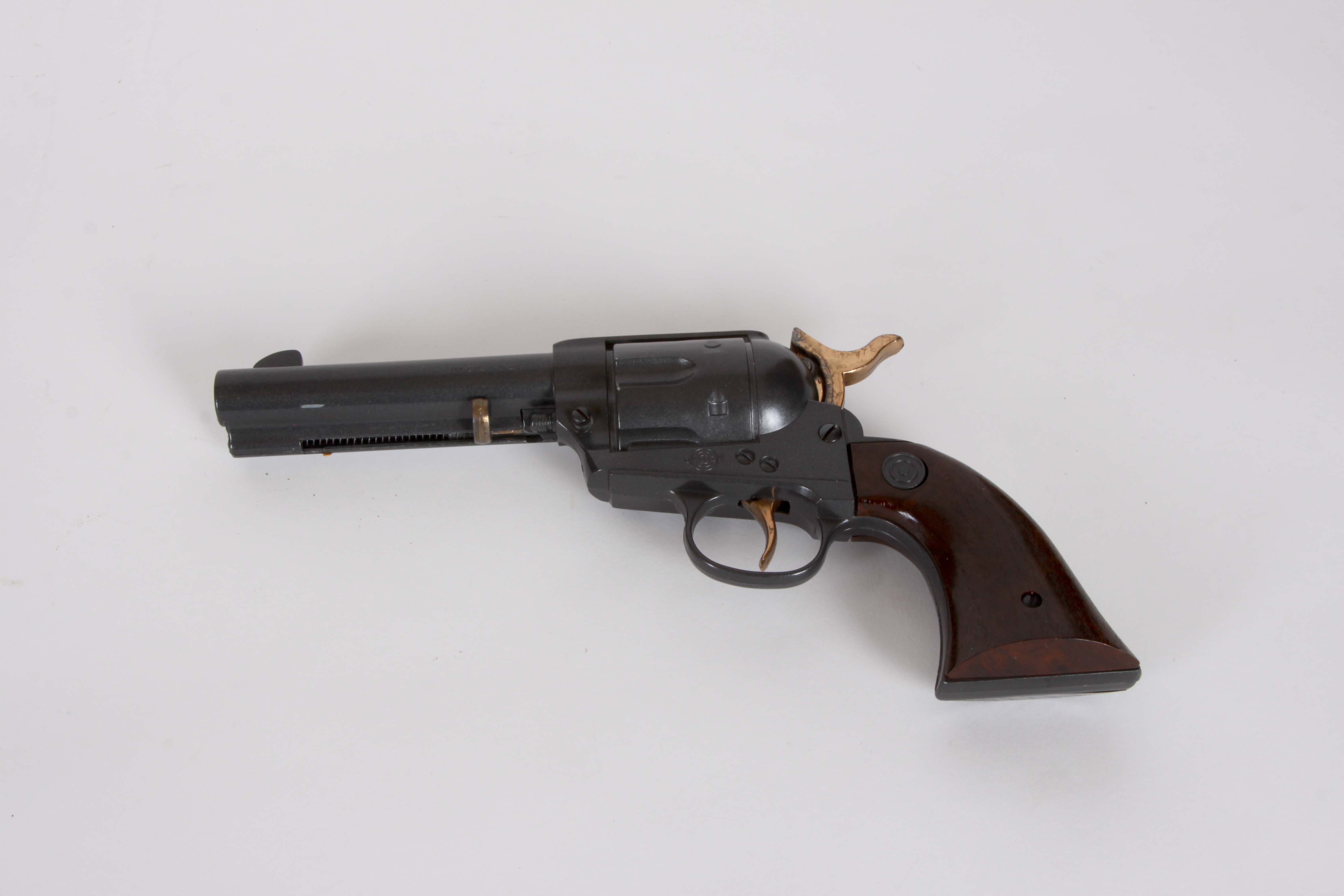 Vintage Daisy Bullseye BB Six Gun