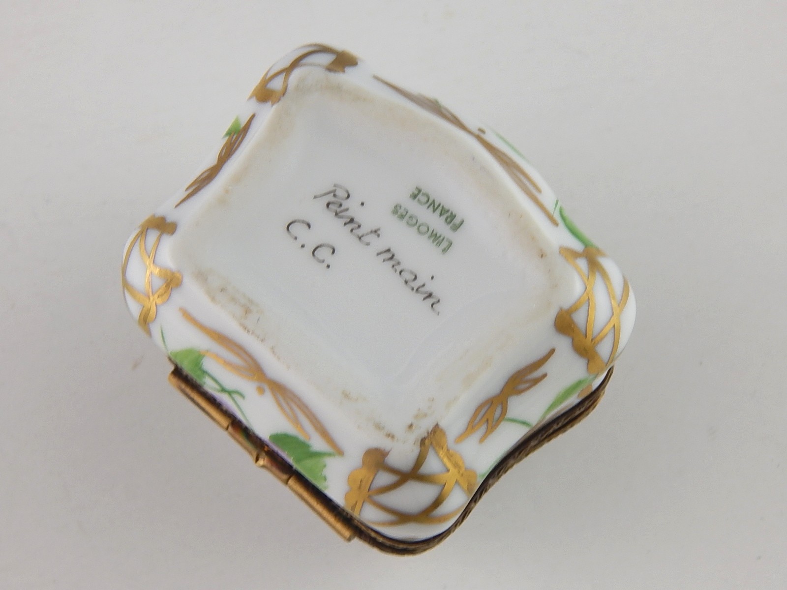 Small Hand-Painted Limoges Trinket Box - Purple Violets