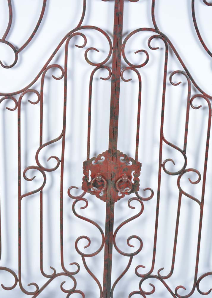 Metal Arched Wall Decor