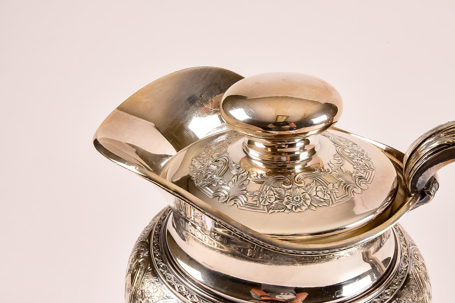 Wilcox Silver Plate Co. "Paisley" Pitcher with Lid