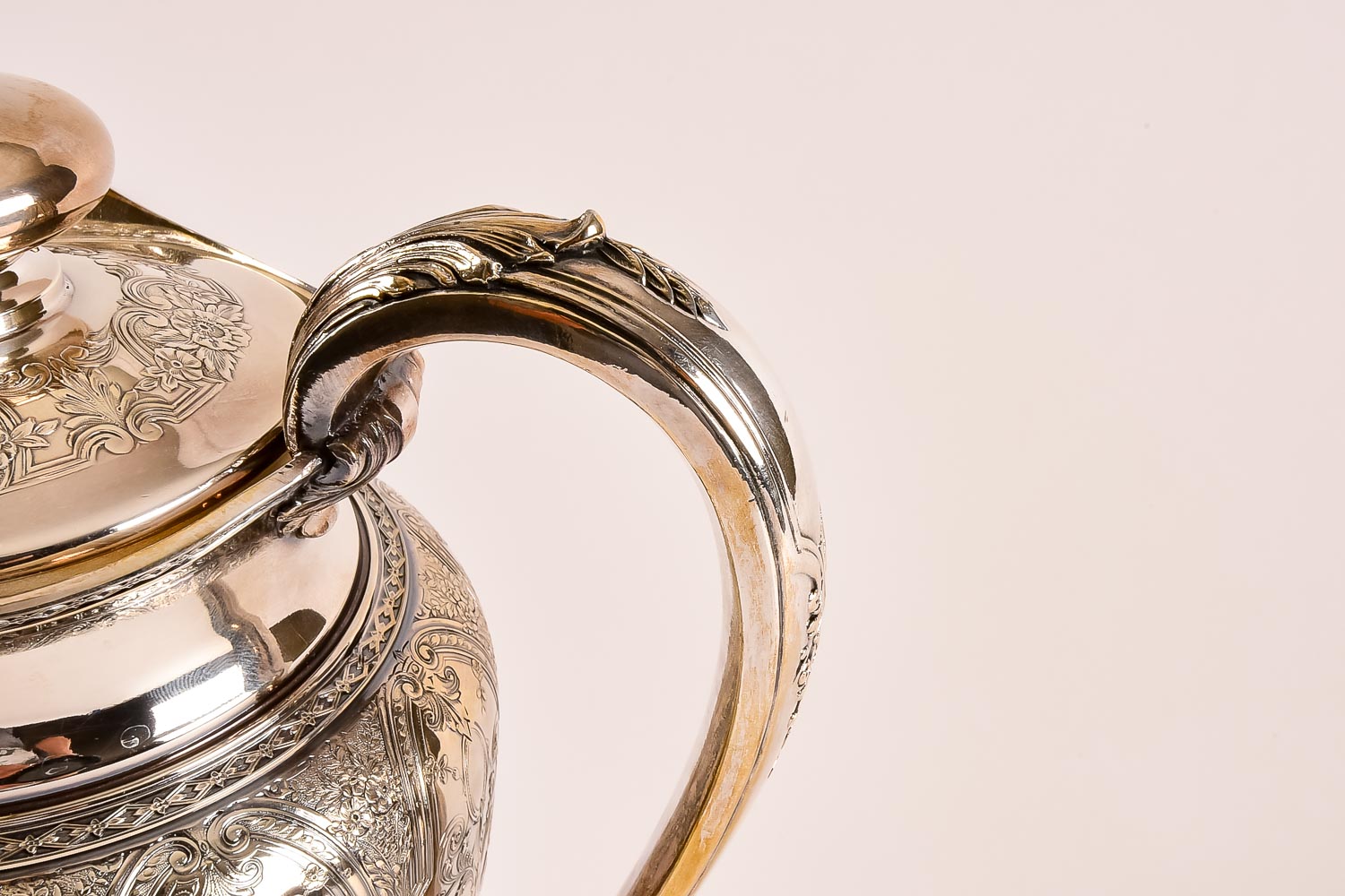 Wilcox Silver Plate Co. "Paisley" Pitcher with Lid