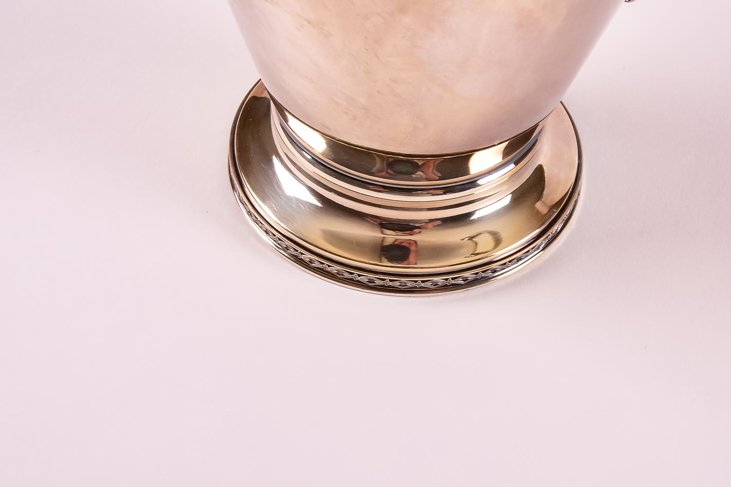 Wilcox Silver Plate Co. "Paisley" Pitcher with Lid