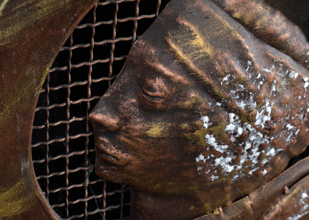 Leinenkugel Metal Fireplace Screen