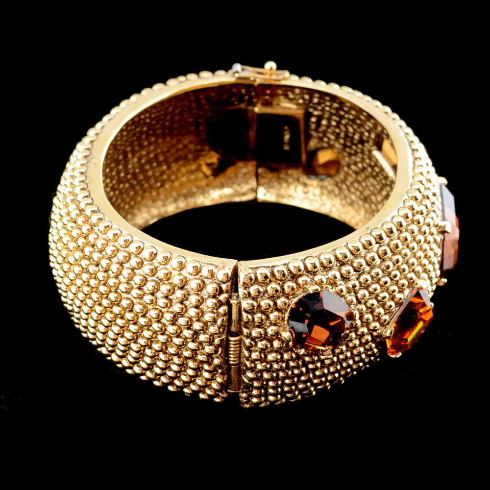 Vintage Ciner Hinge Bracelet with Crystal Rhinestones