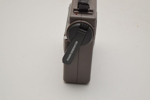 Grundig FR-200 World Receiver Recycle Power Radio