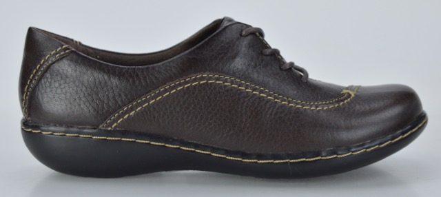 Vintage Handbags and Clarks Women's Footwear