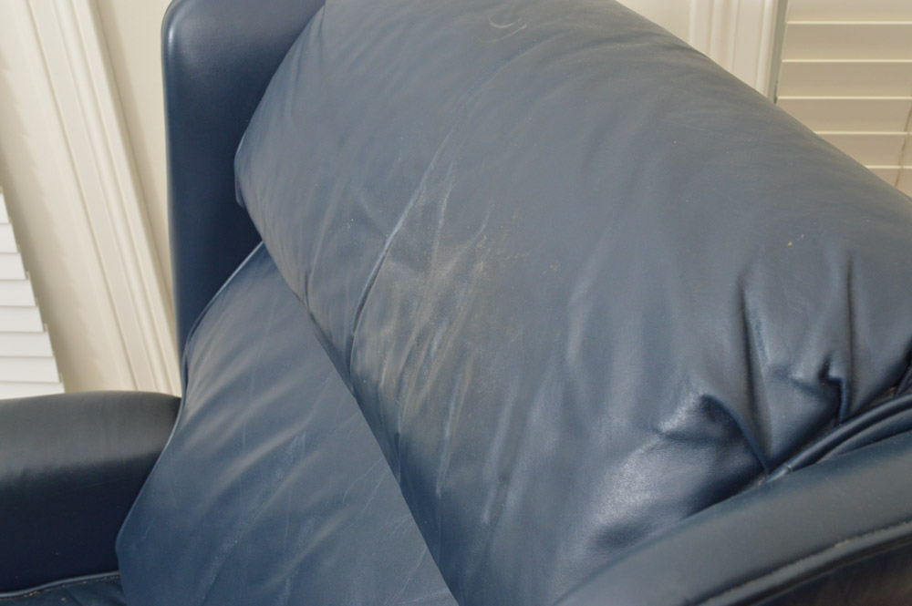 La-Z-Boy "Classics" Leather Wing Back Recliner