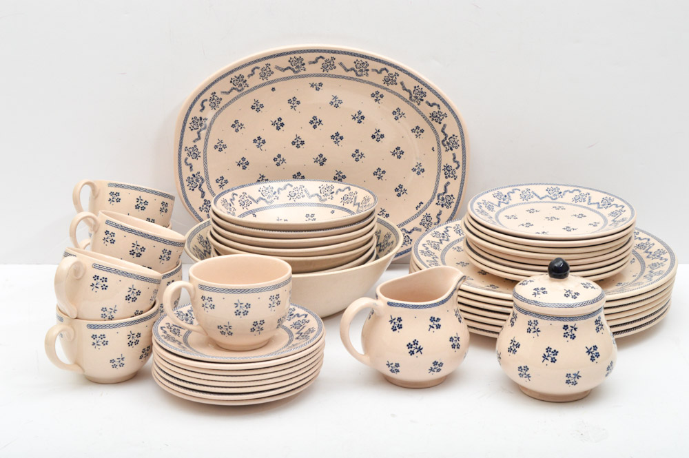 Johnson Brothers Laura Ashley "Petite Fleur"  Dinnerware