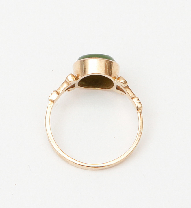 14K Nephrite Jade Ring