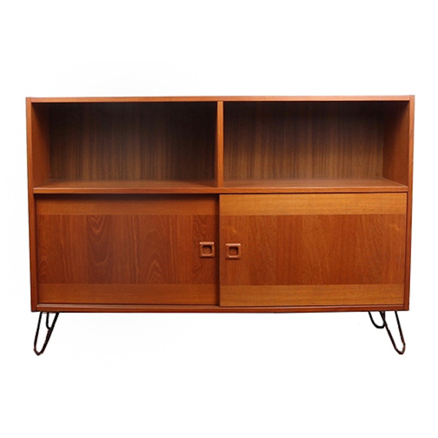 Mid Century Modern Teak  Credenza