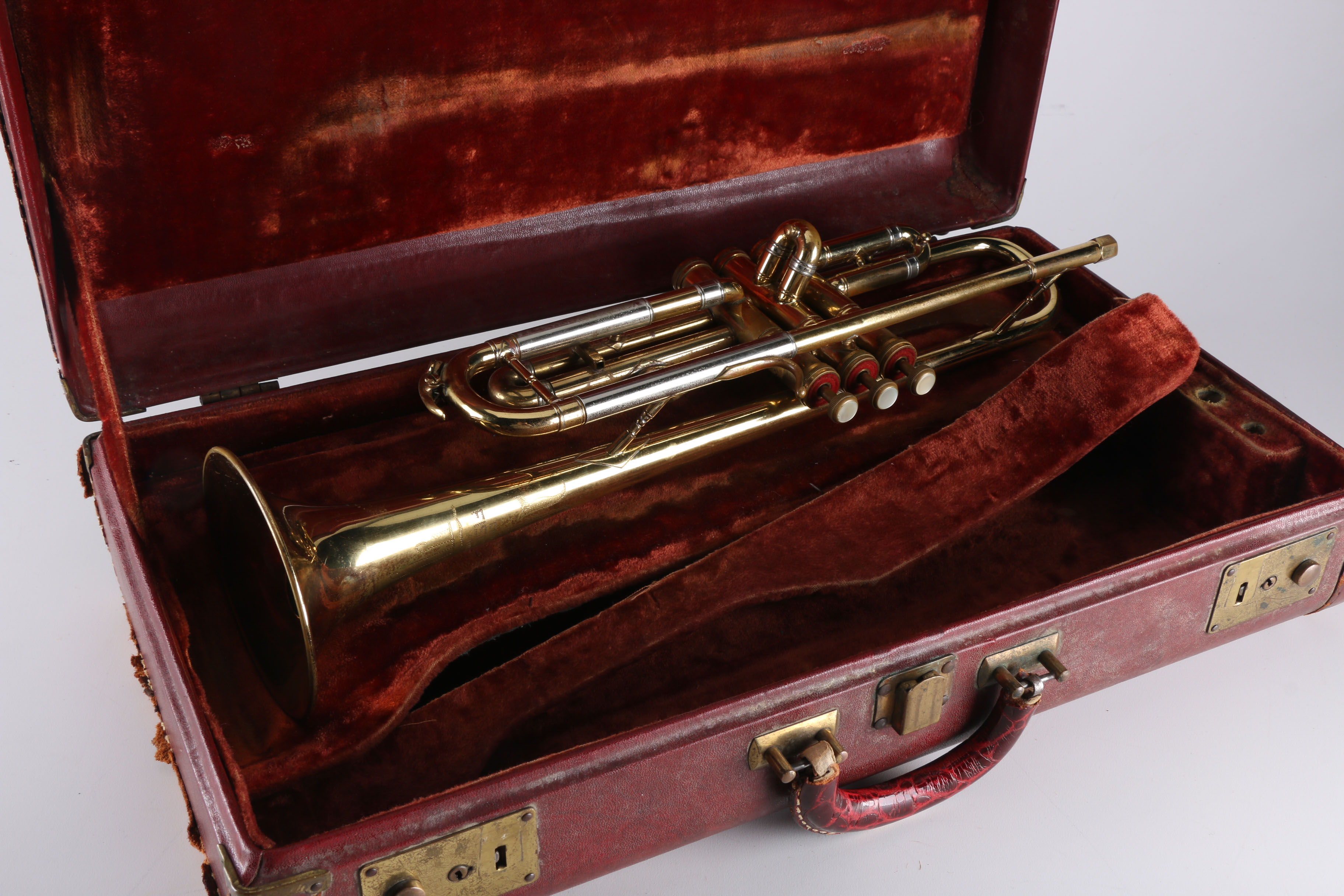 Vintage B Flat Carl Fischer Trumpet In King Case