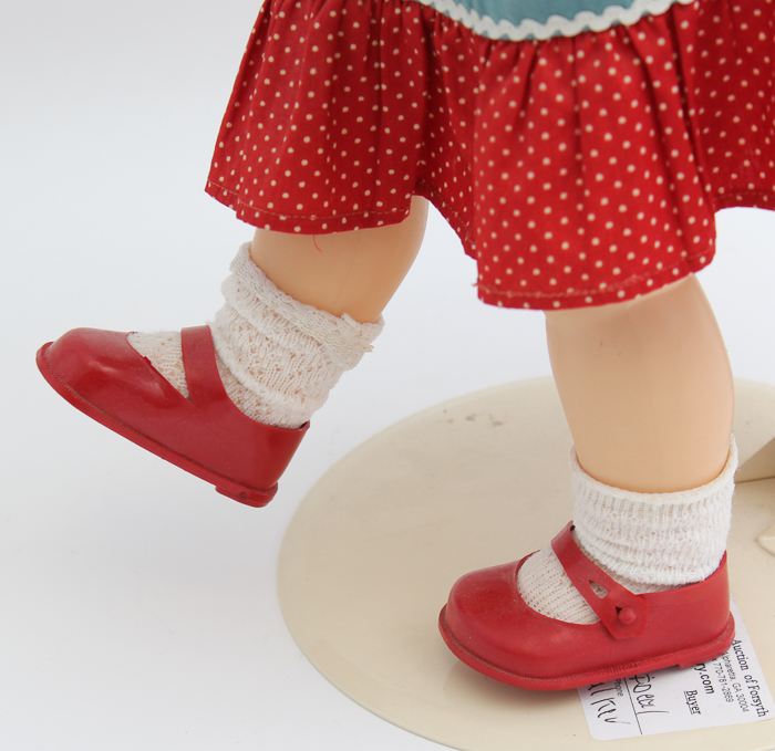 Vintage Ideal Saucy Walker