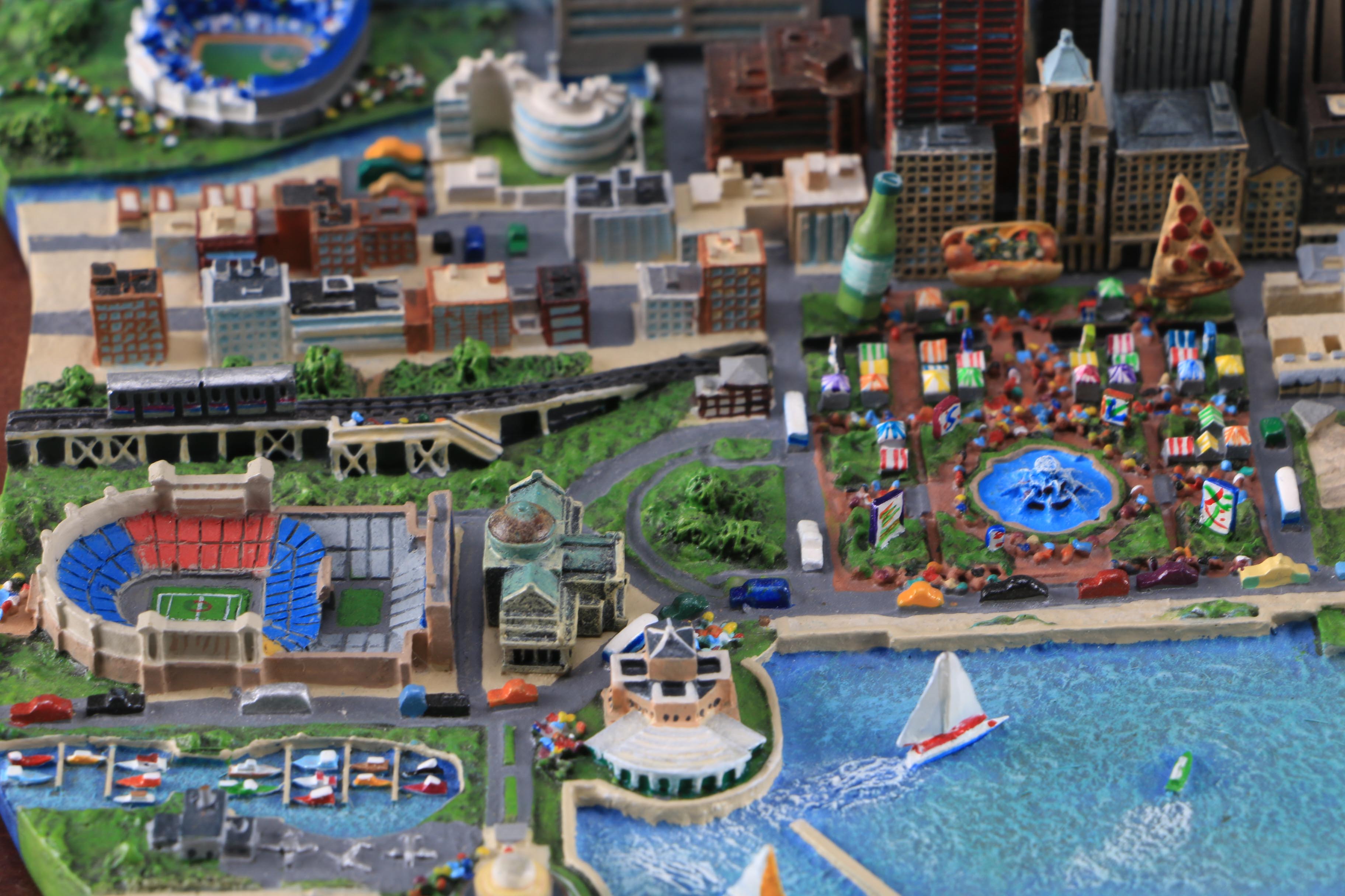 Danbury Mint "Spirit of Chicago" Skyline Replica