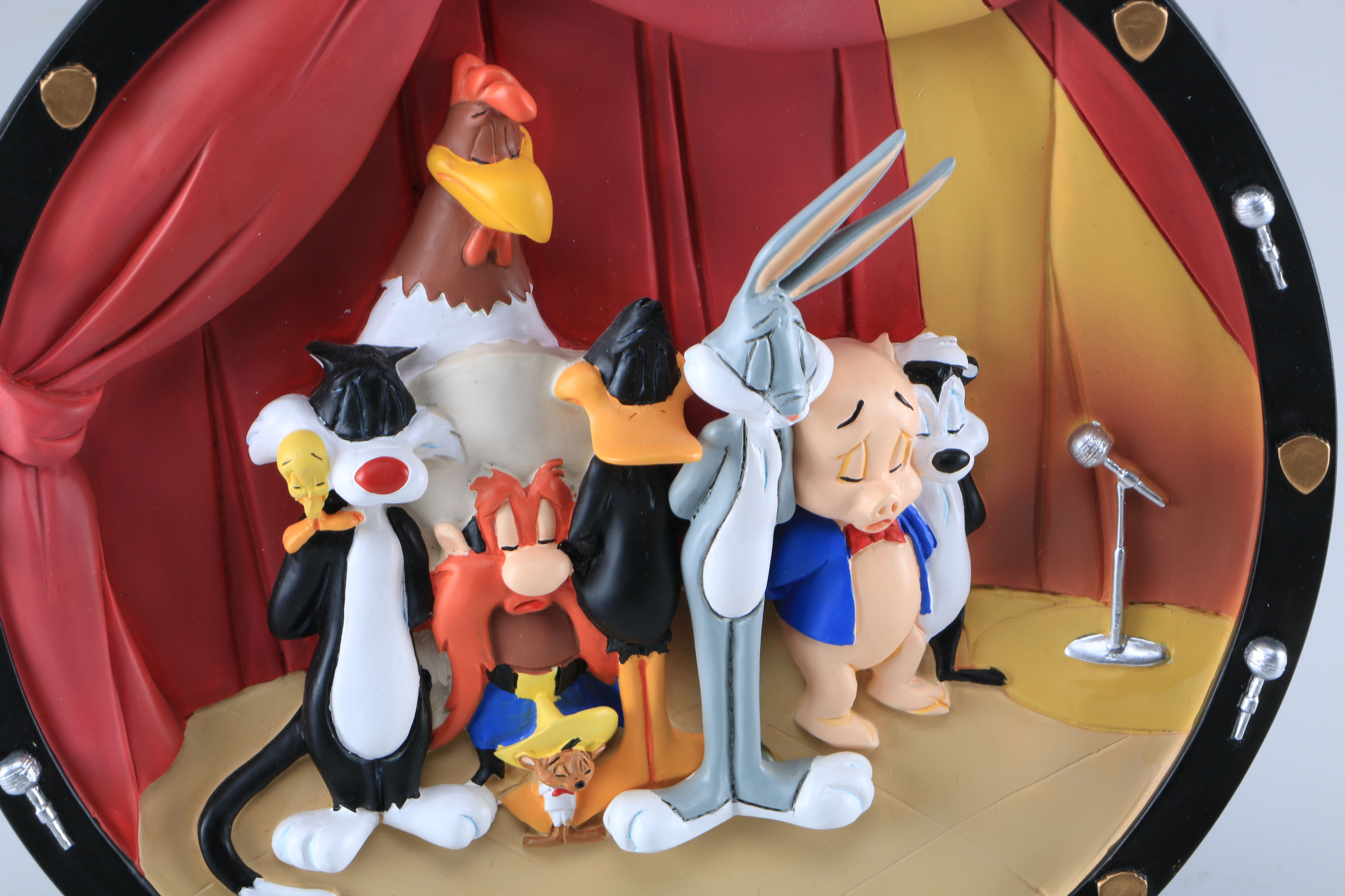 Looney Tunes Plate and Snow Globe