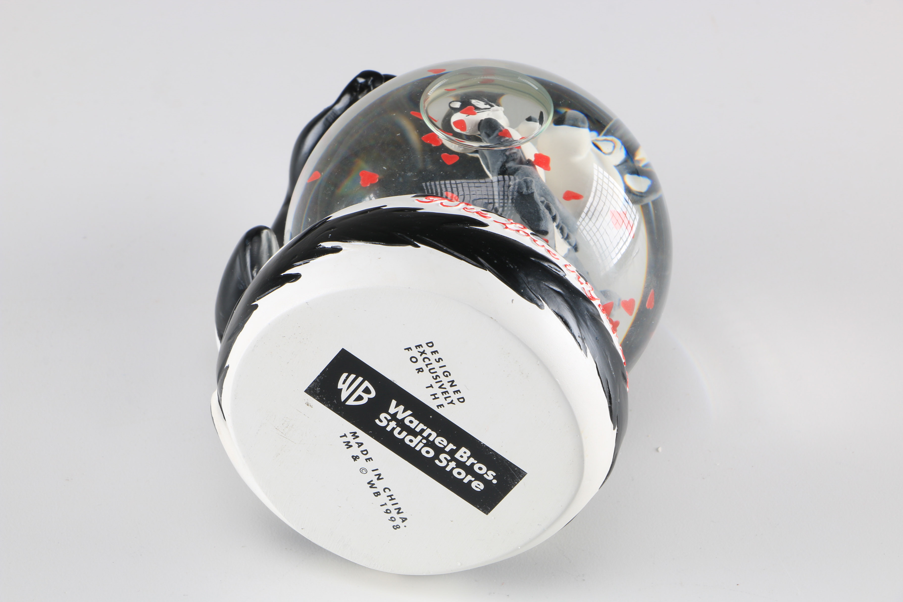 Looney Tunes Plate and Snow Globe