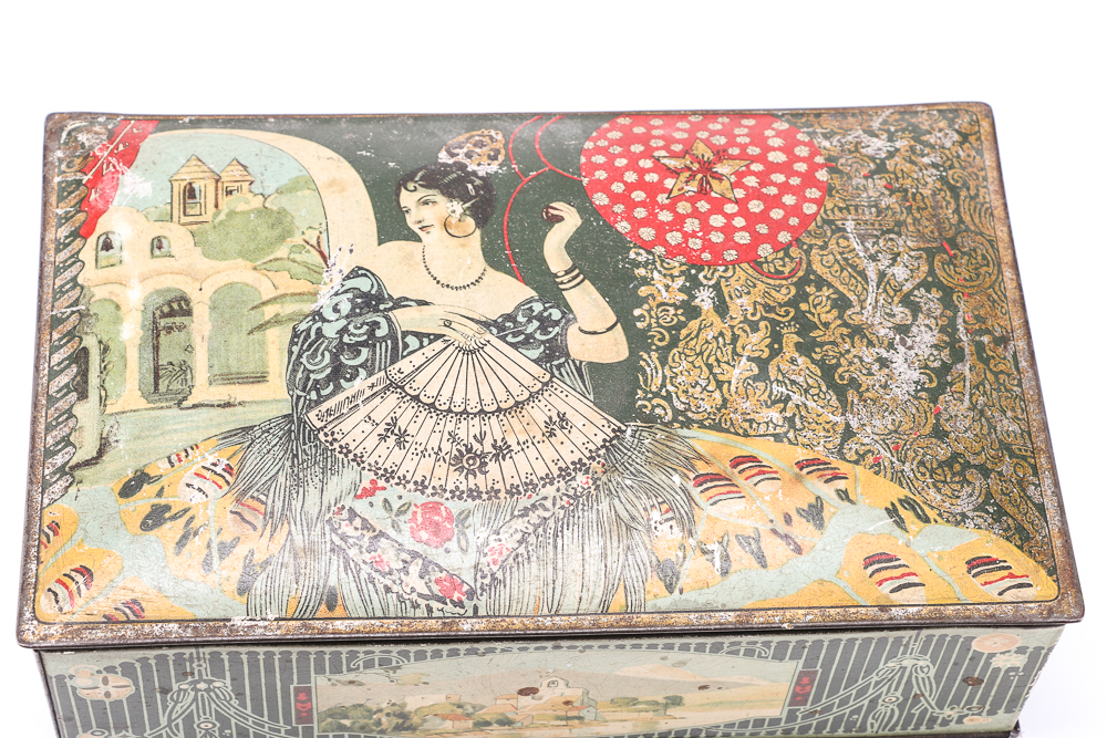 Vintage Canco Art Nouveau Tin Box