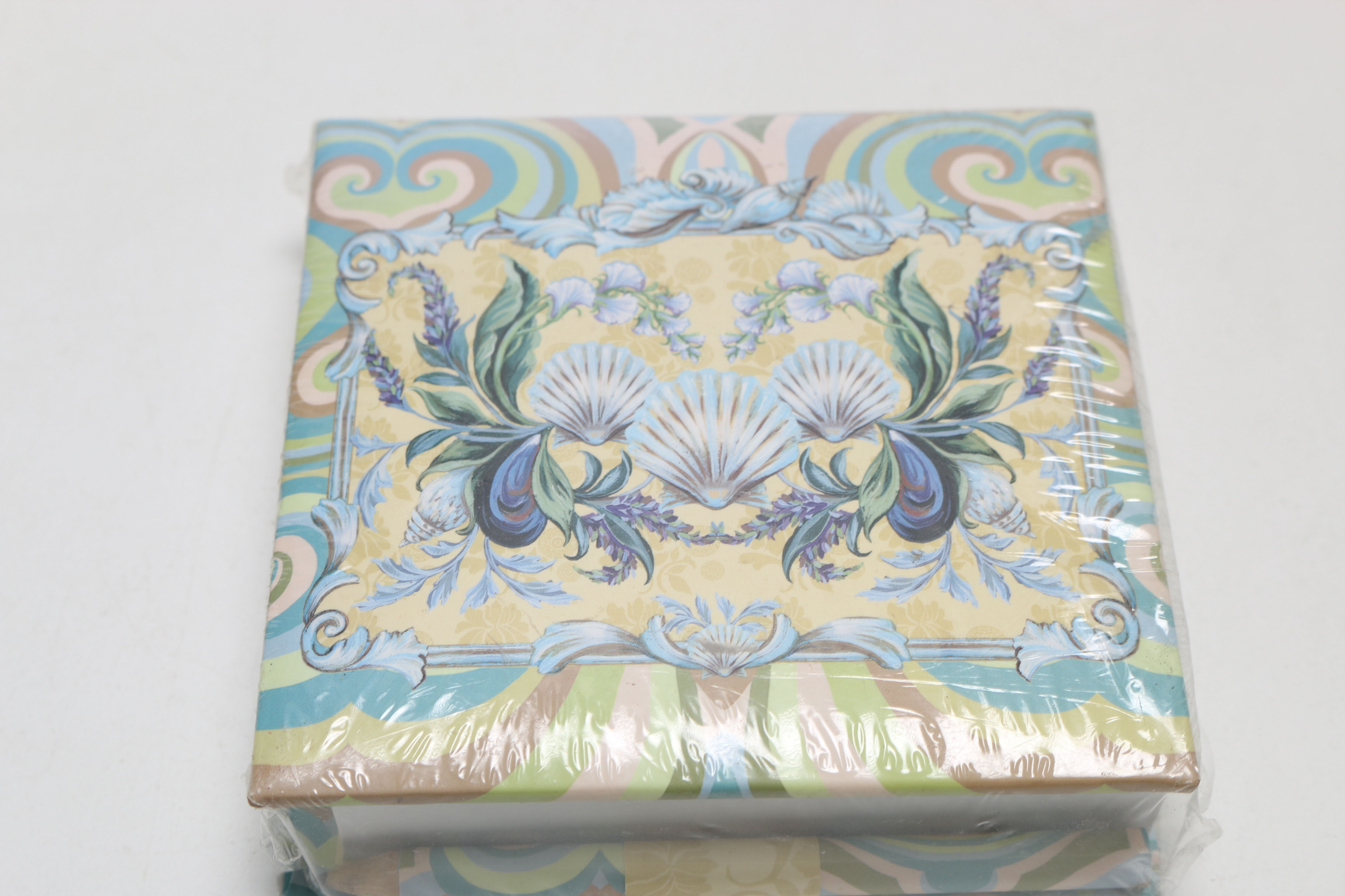 Americana Vintage Portable Radio and More