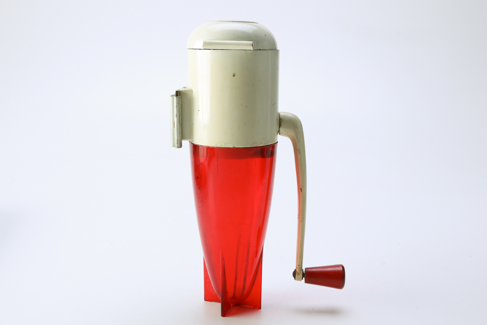 Collection of Kitchen Items