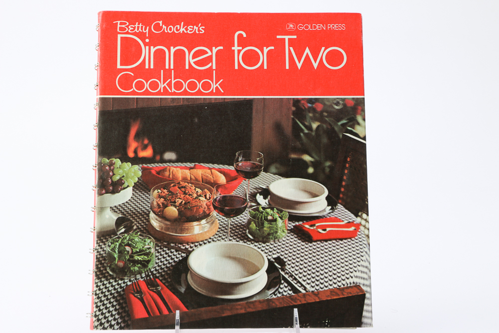 Collection of Kitchen Items