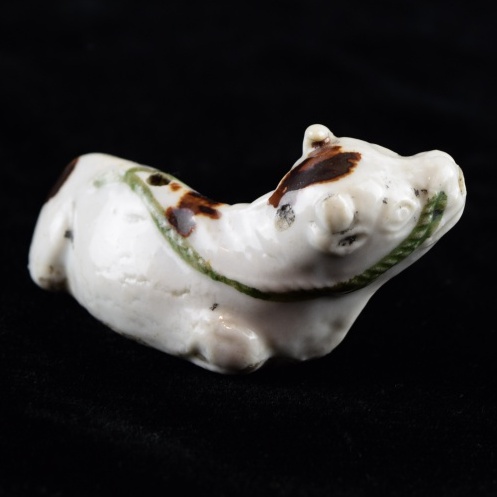 Edo/Meiji Period Japanese Figural Cow "Suiteki" Water Dropper