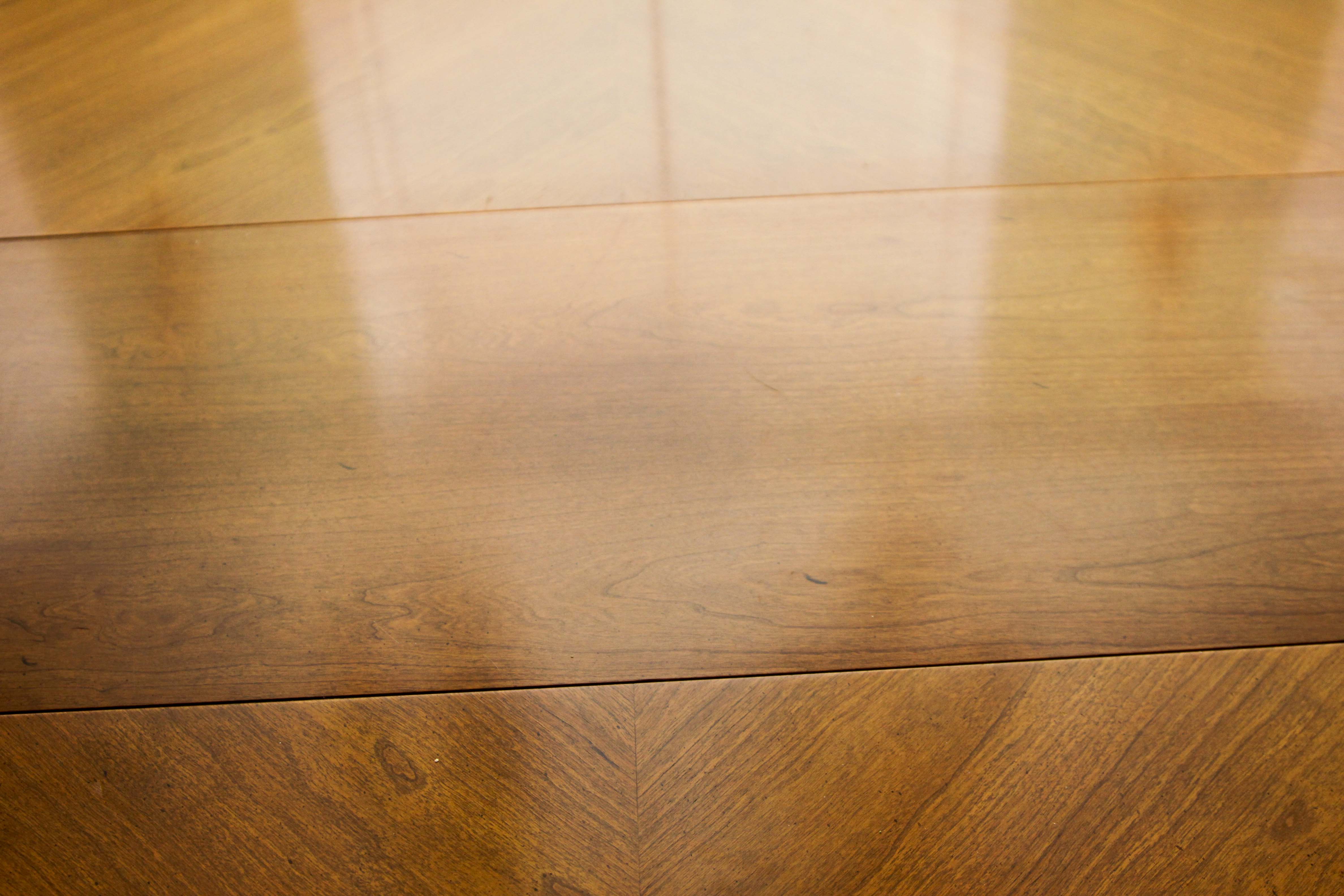 A  Vintage Thomasville Dining Set