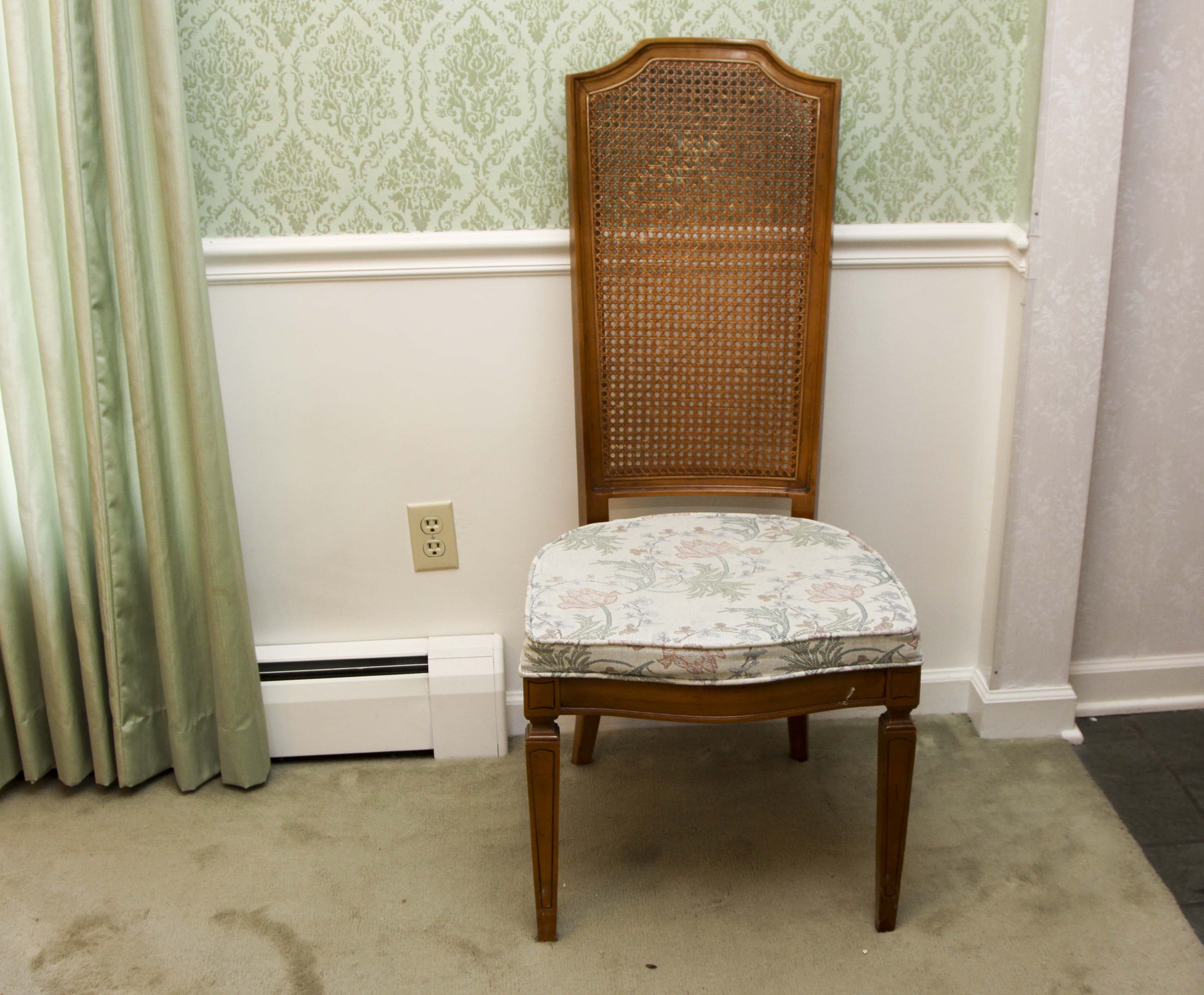 A  Vintage Thomasville Dining Set