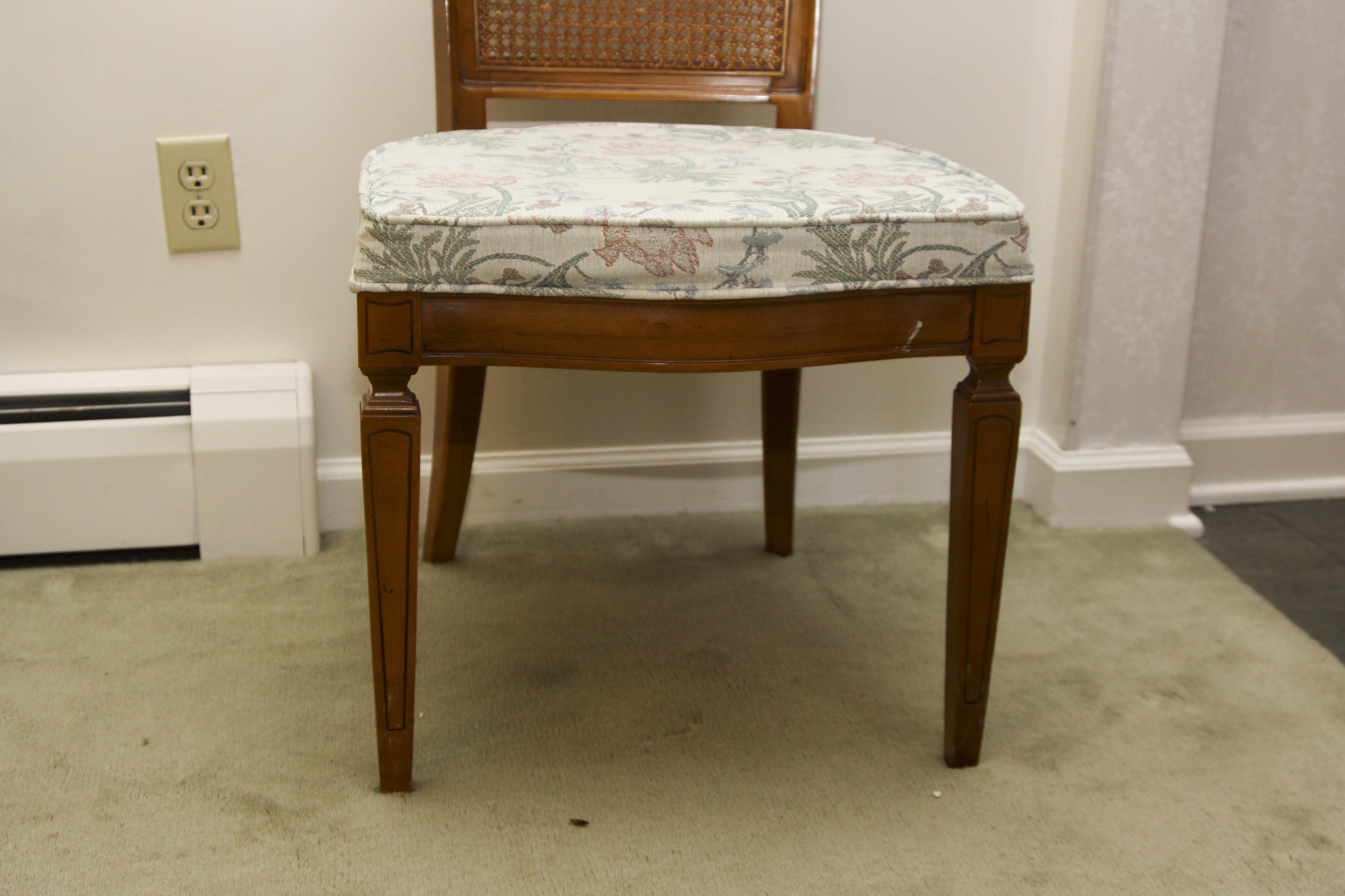 A  Vintage Thomasville Dining Set