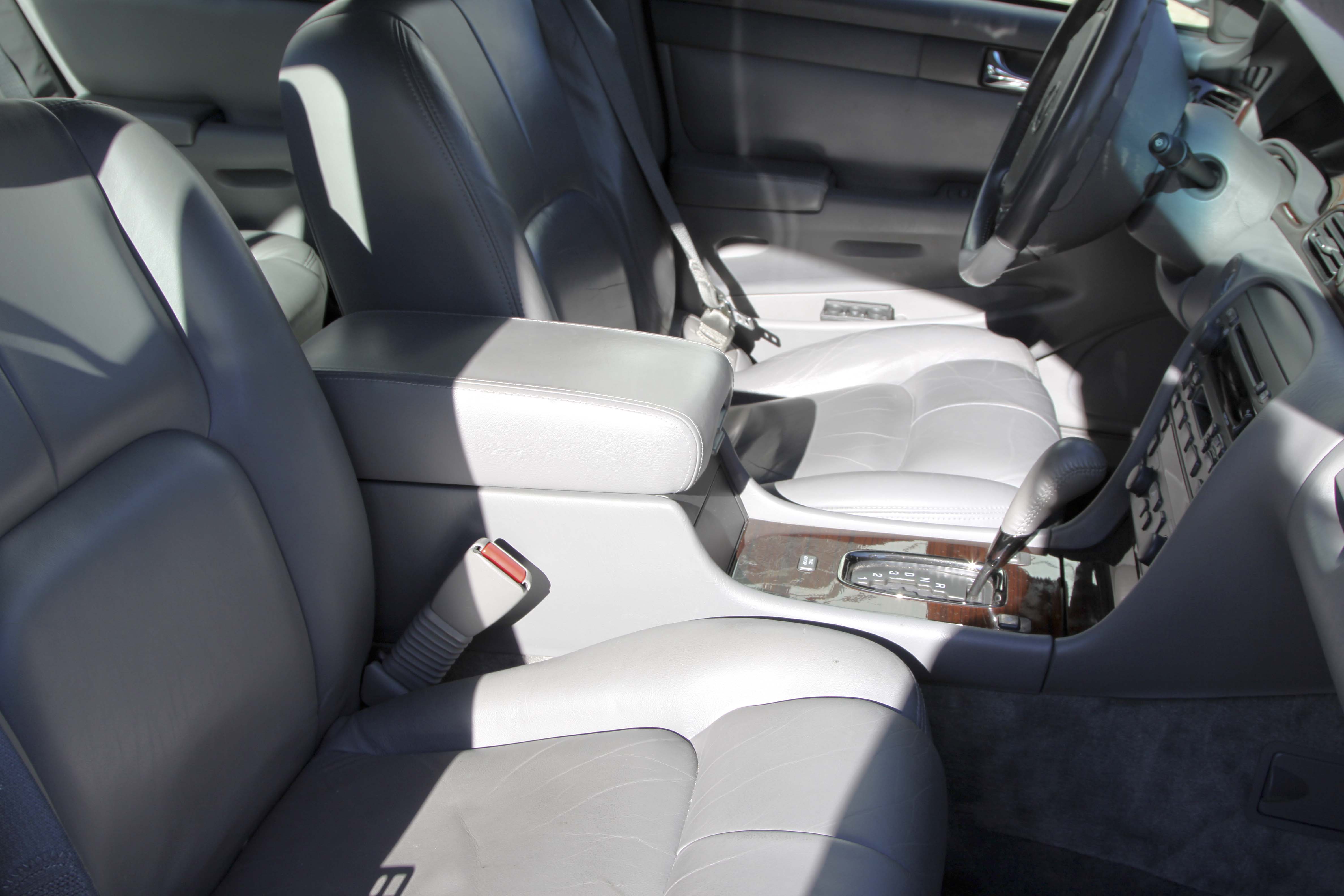 2002 Cadillac Seville SL