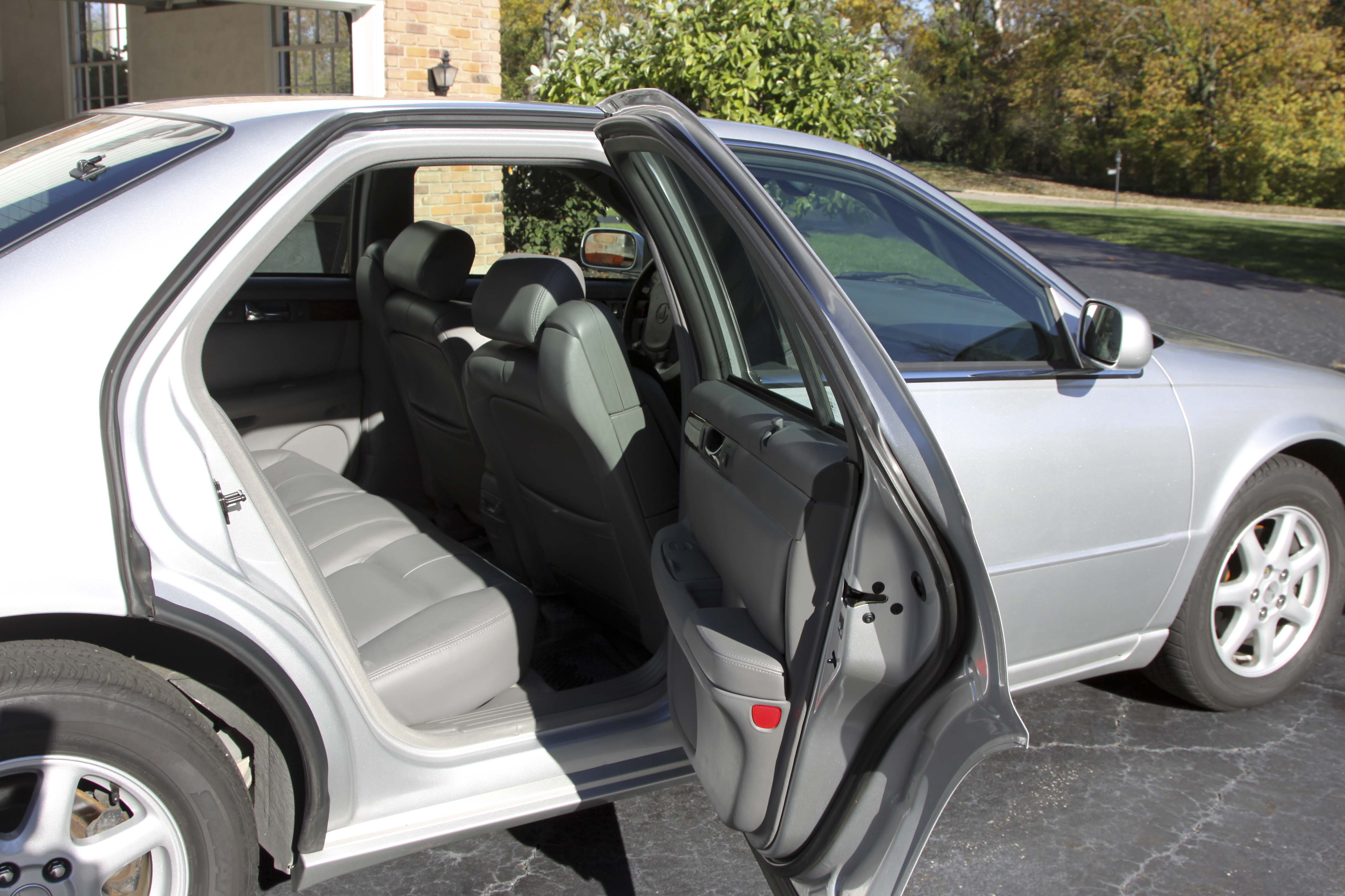 2002 Cadillac Seville SL